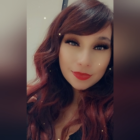 Meet your Posher, Monique - Picture 3 of 7